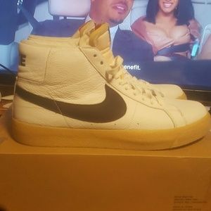 Nike SB Blazer Orange Label Size 10